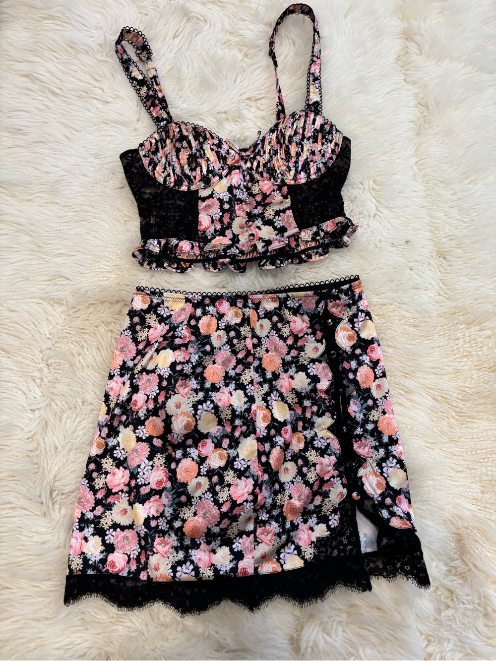 For love and lemons set-S size